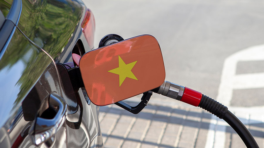 Vietnam’s Fuel Prices Surge, Government Considers Tax Cuts