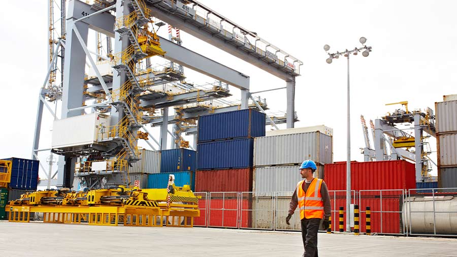 Vietnam Foreign Worker Penalties Under Decree 283
